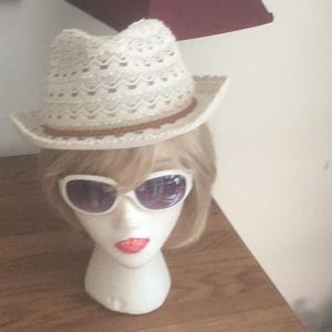 AMERICAN EAGLE LACY FEDORA, OS